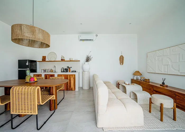 Madeleine Villa Uluwatu (Bali)