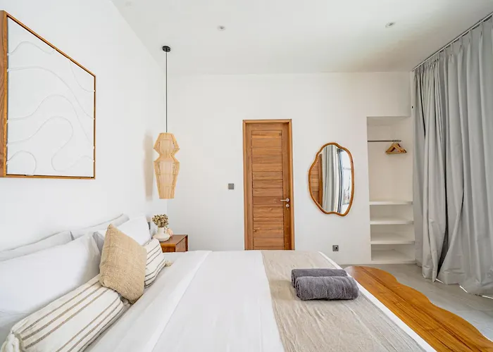Madeleine Villa Uluwatu (Bali)